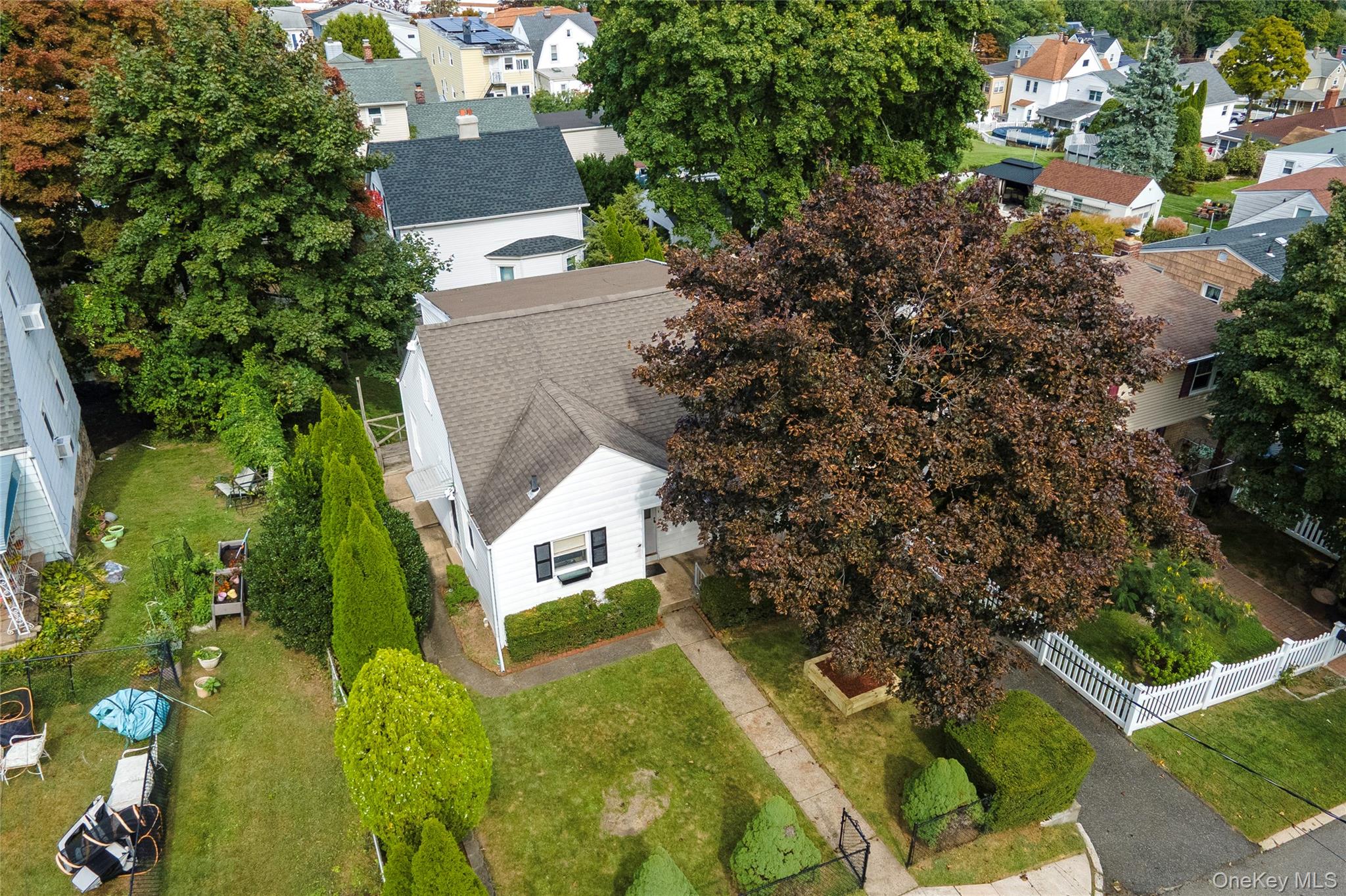 21 Annsville Trail – For Sale photo 33