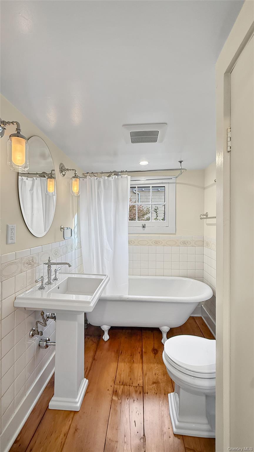 298 Main Street – For Rent photo 8