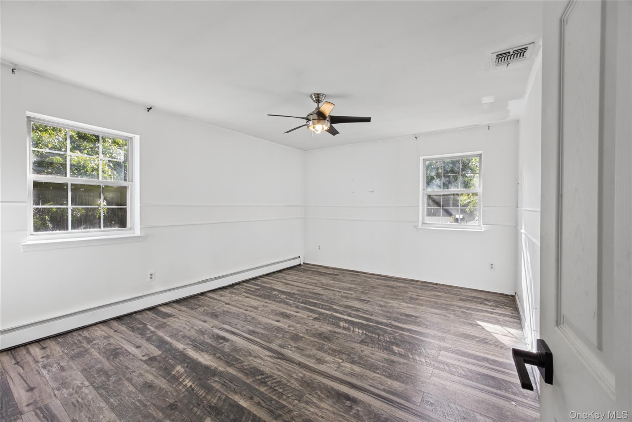 16 Jamaica Avenue – For Sale photo 36