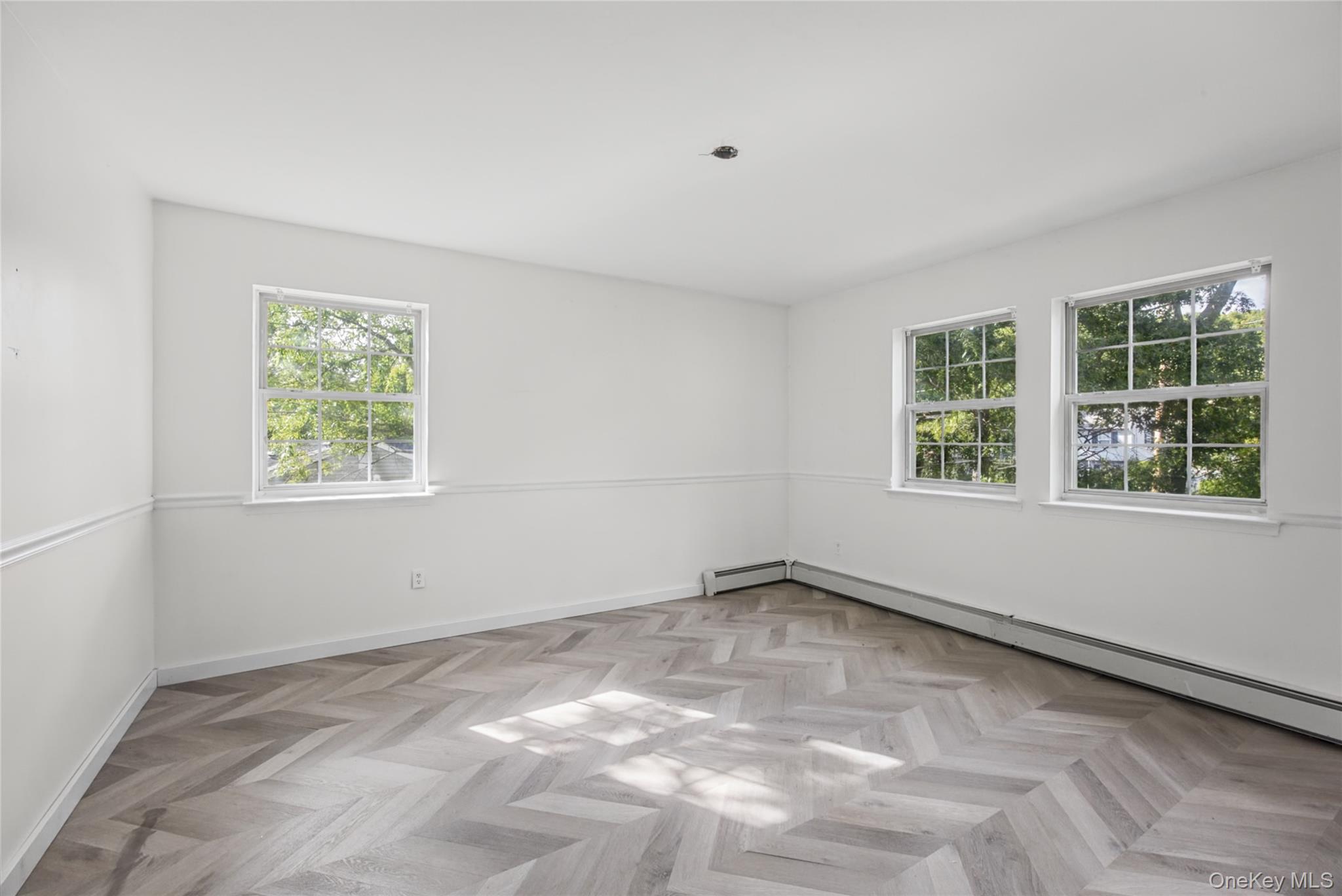 16 Jamaica Avenue – For Sale photo 38