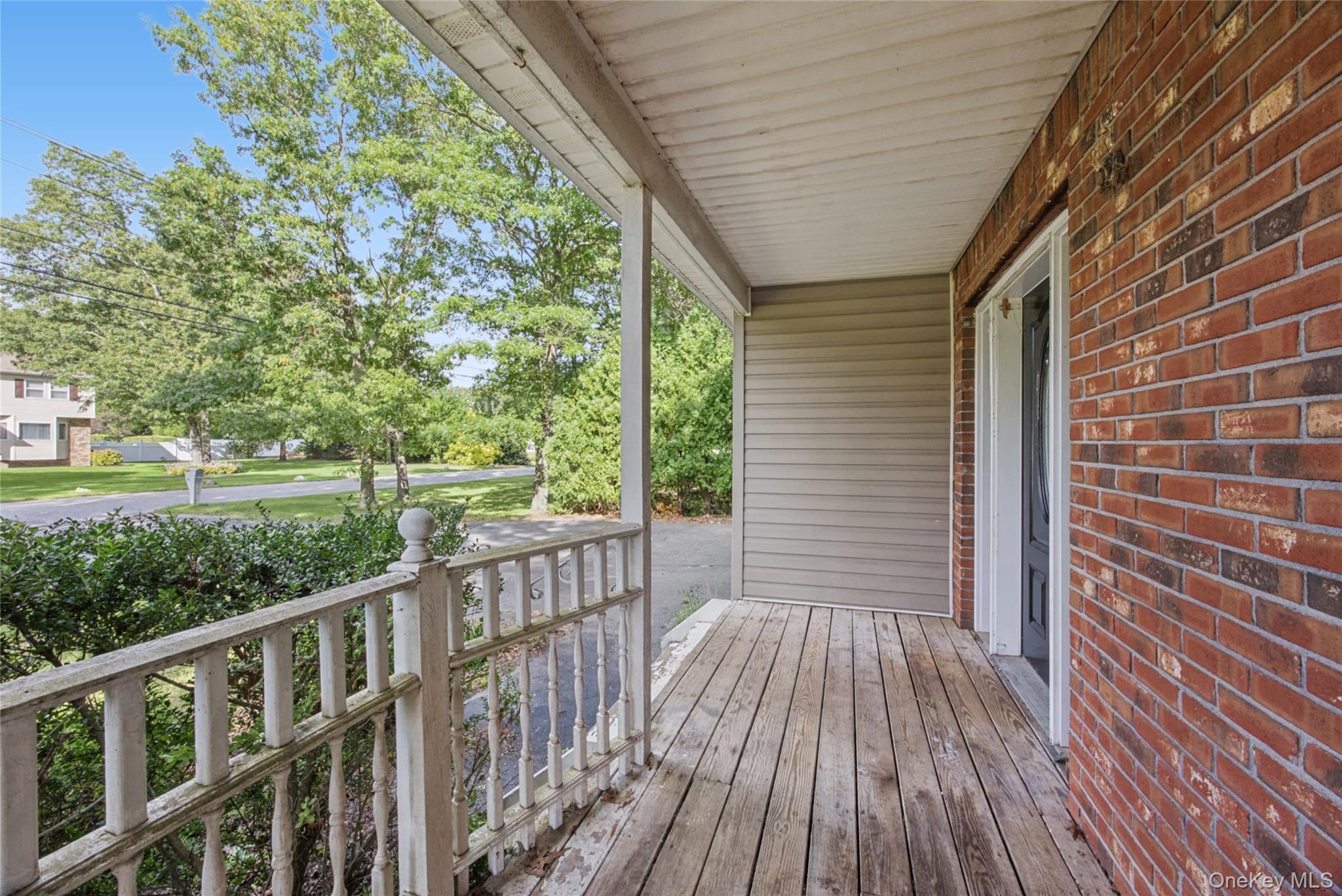 16 Jamaica Avenue – For Sale photo 5