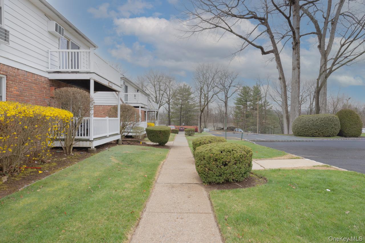 62 Parkside Drive, Unit 62 photo 24
