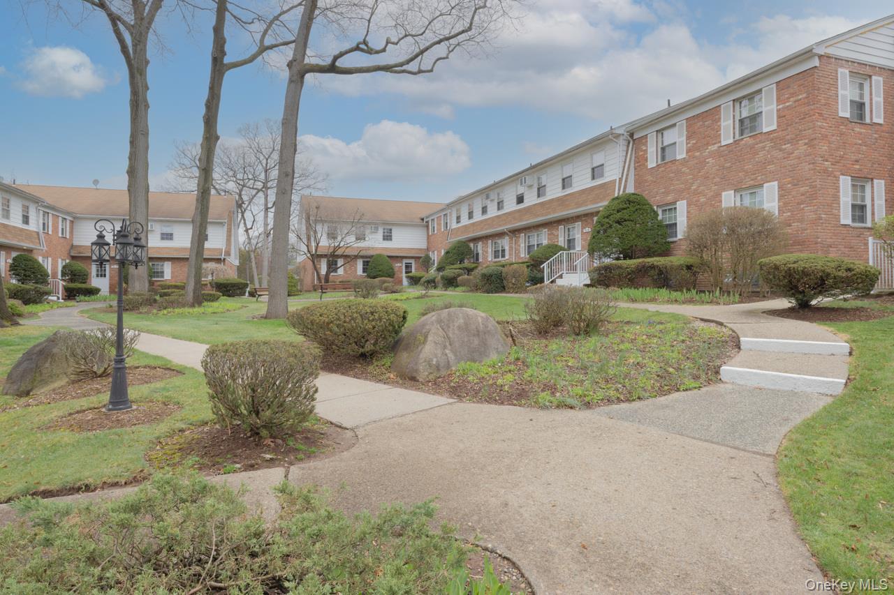 62 Parkside Drive, Unit 62 photo 26
