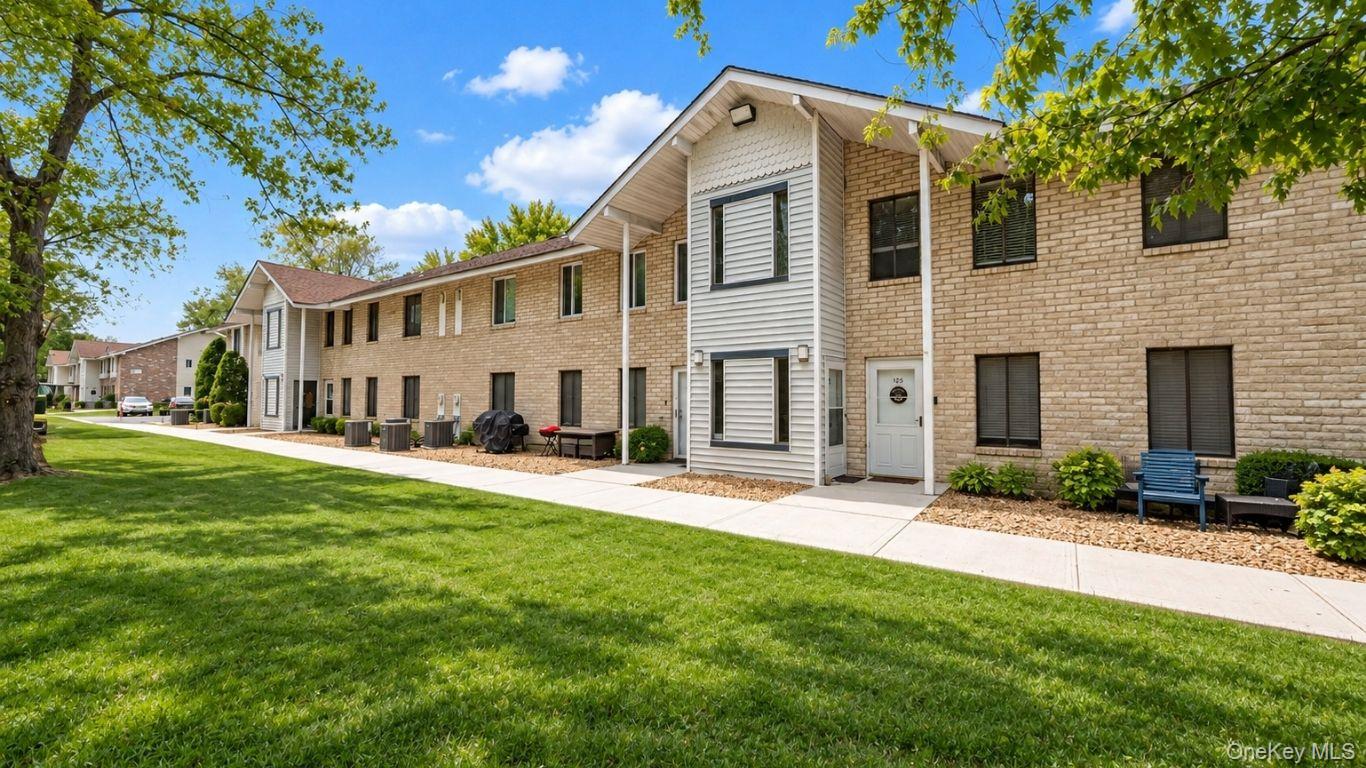 24 Idaho Court, Unit 24 photo 2
