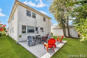 625 E Beech Street, Unit Upper photo 18
