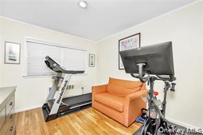 625 E Beech Street, Unit Upper photo 15