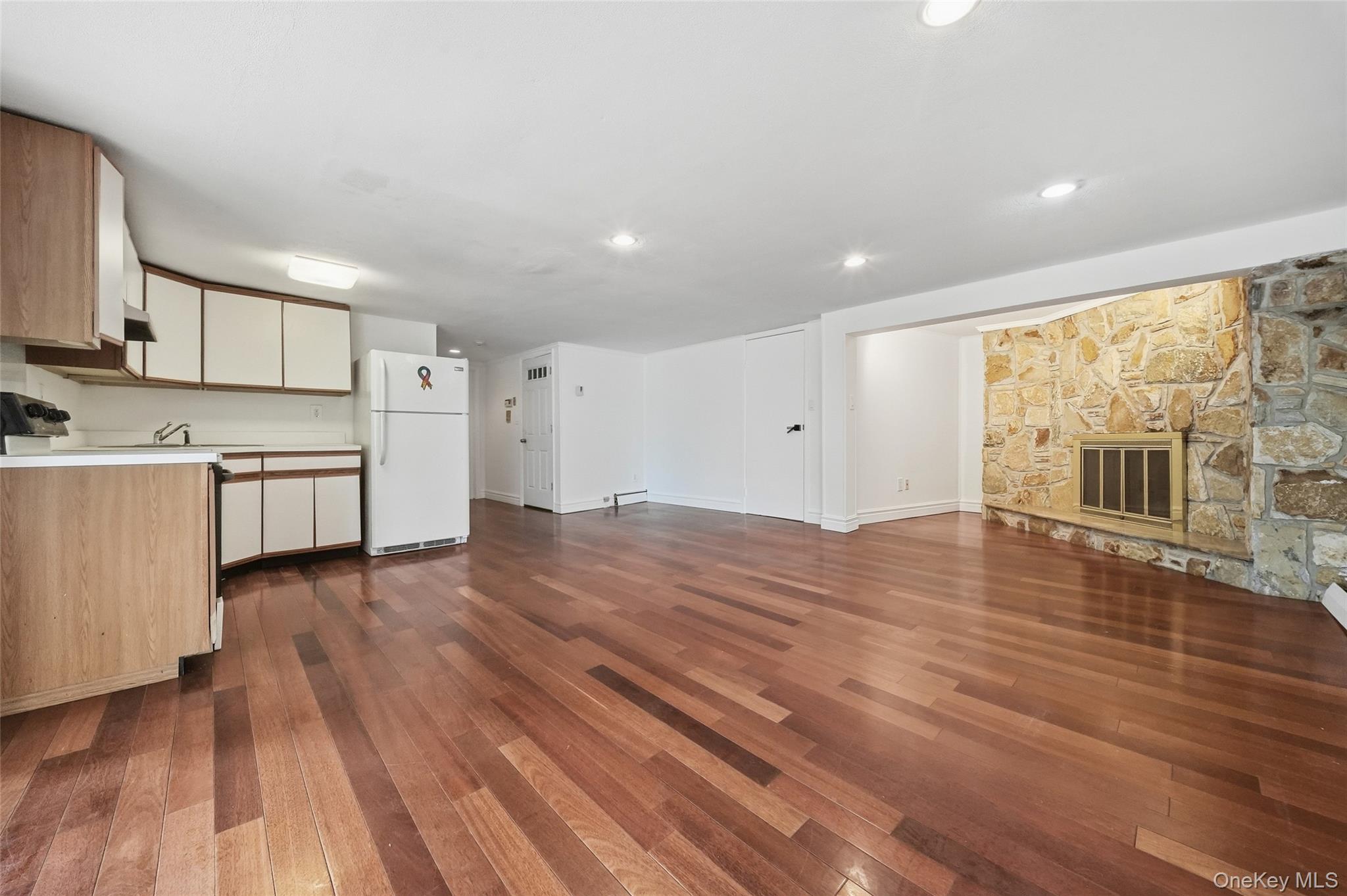 3400 Courtney Place – For Sale photo 15