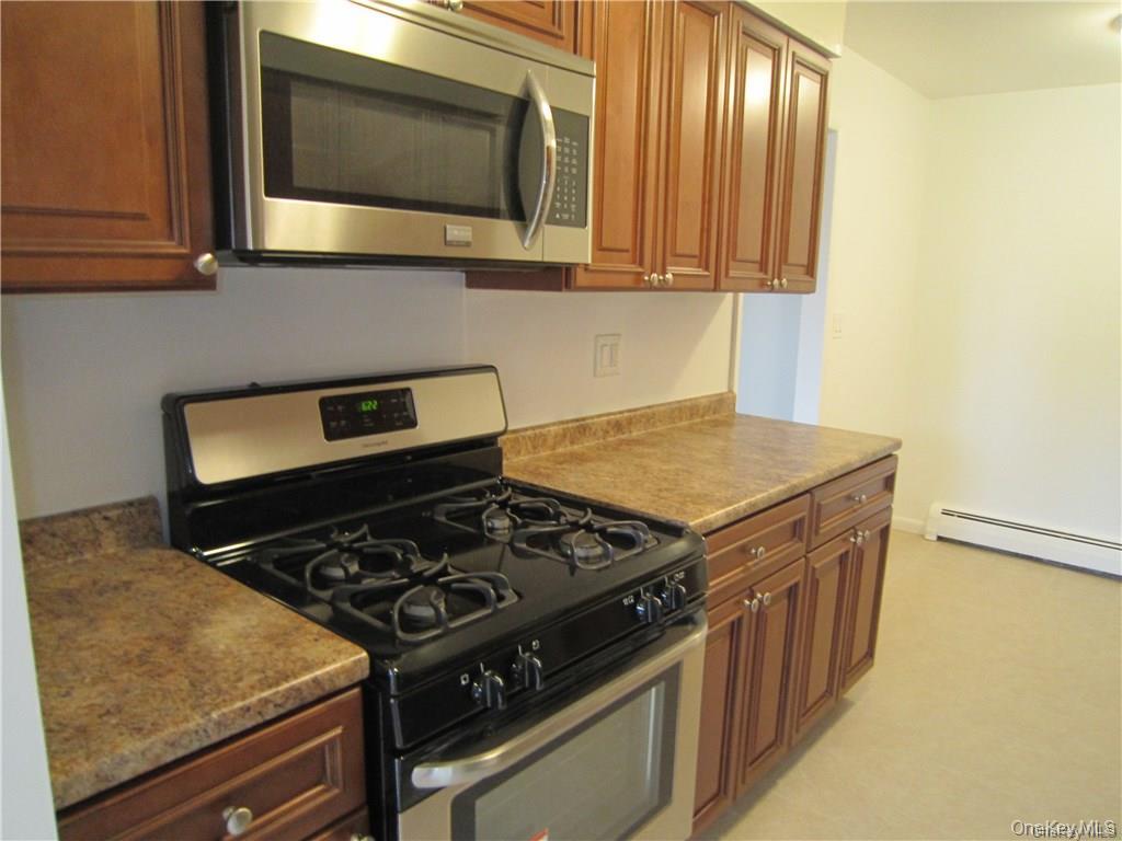 12 Charles Lane, Unit 2B photo 4
