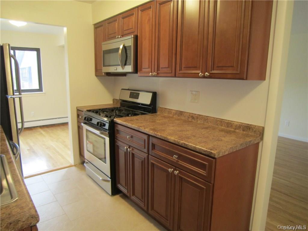 12 Charles Lane, Unit 2B photo 5