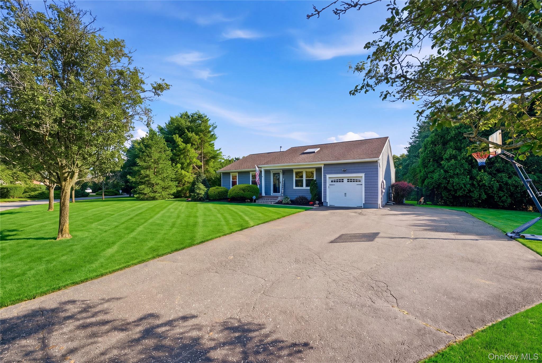 71 Triangle Lane – For Sale photo 5