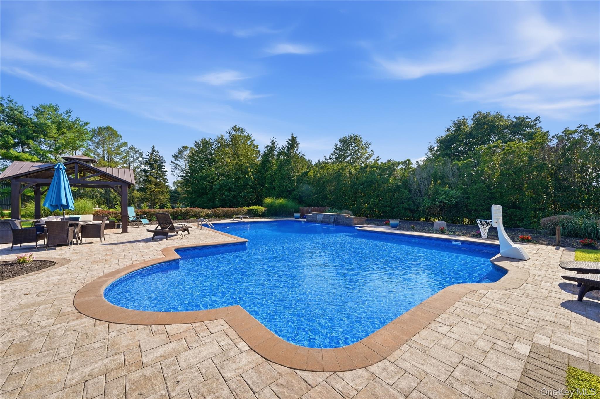 71 Triangle Lane – For Sale photo 19