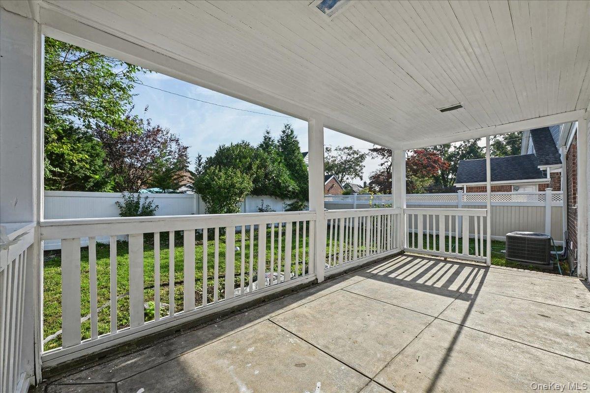 54 Greenway Boulevard – For Sale photo 33