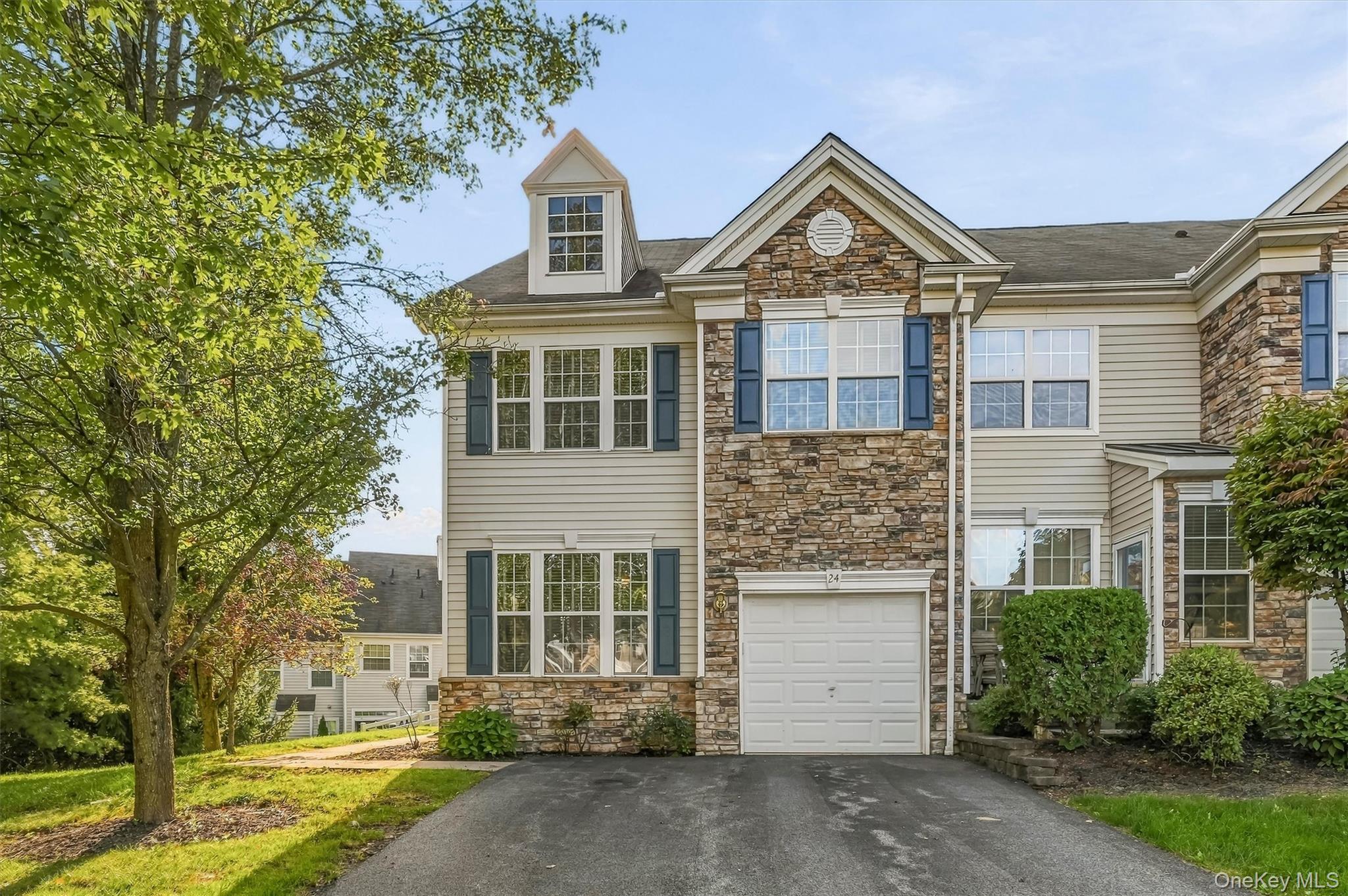 24 Ford Court – For Sale photo 2
