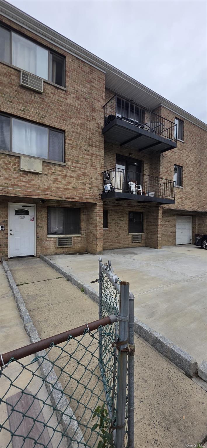 3233 Ely Avenue – For Sale