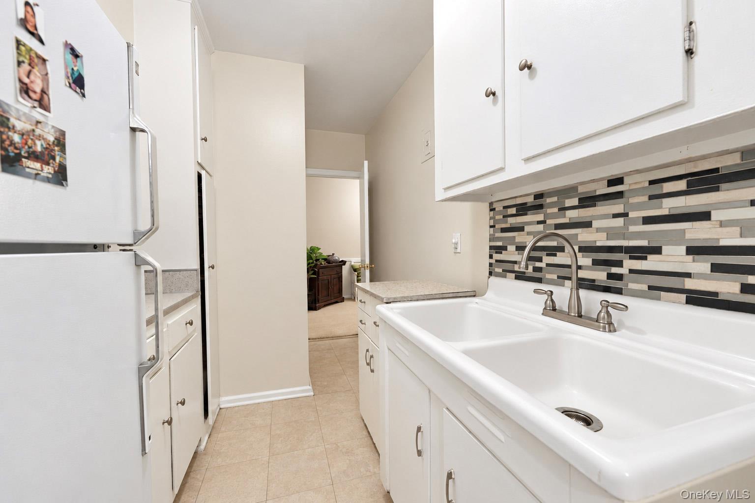 517 Riverdale Avenue, Unit 2H photo 14