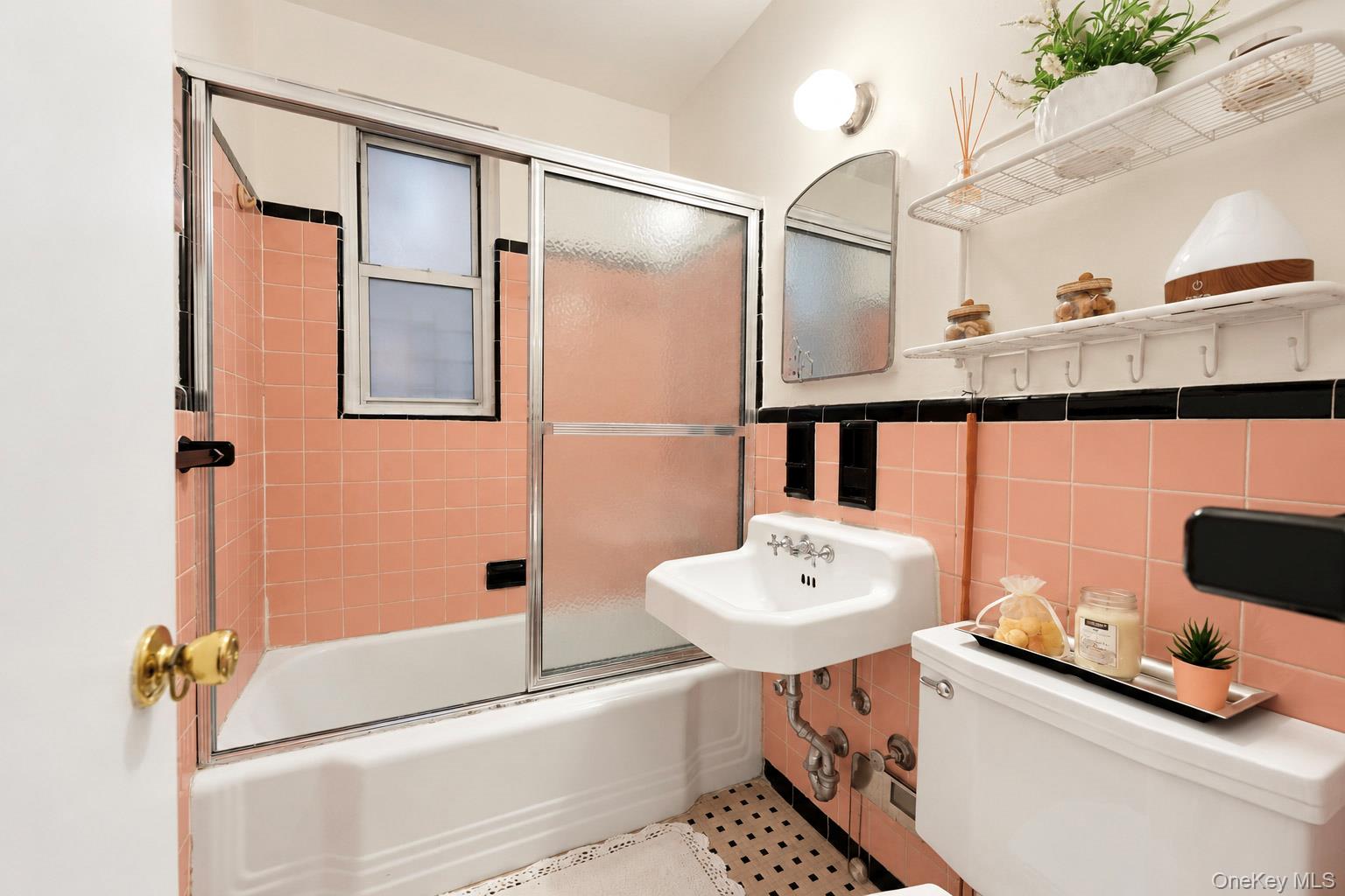 517 Riverdale Avenue, Unit 2H photo 15