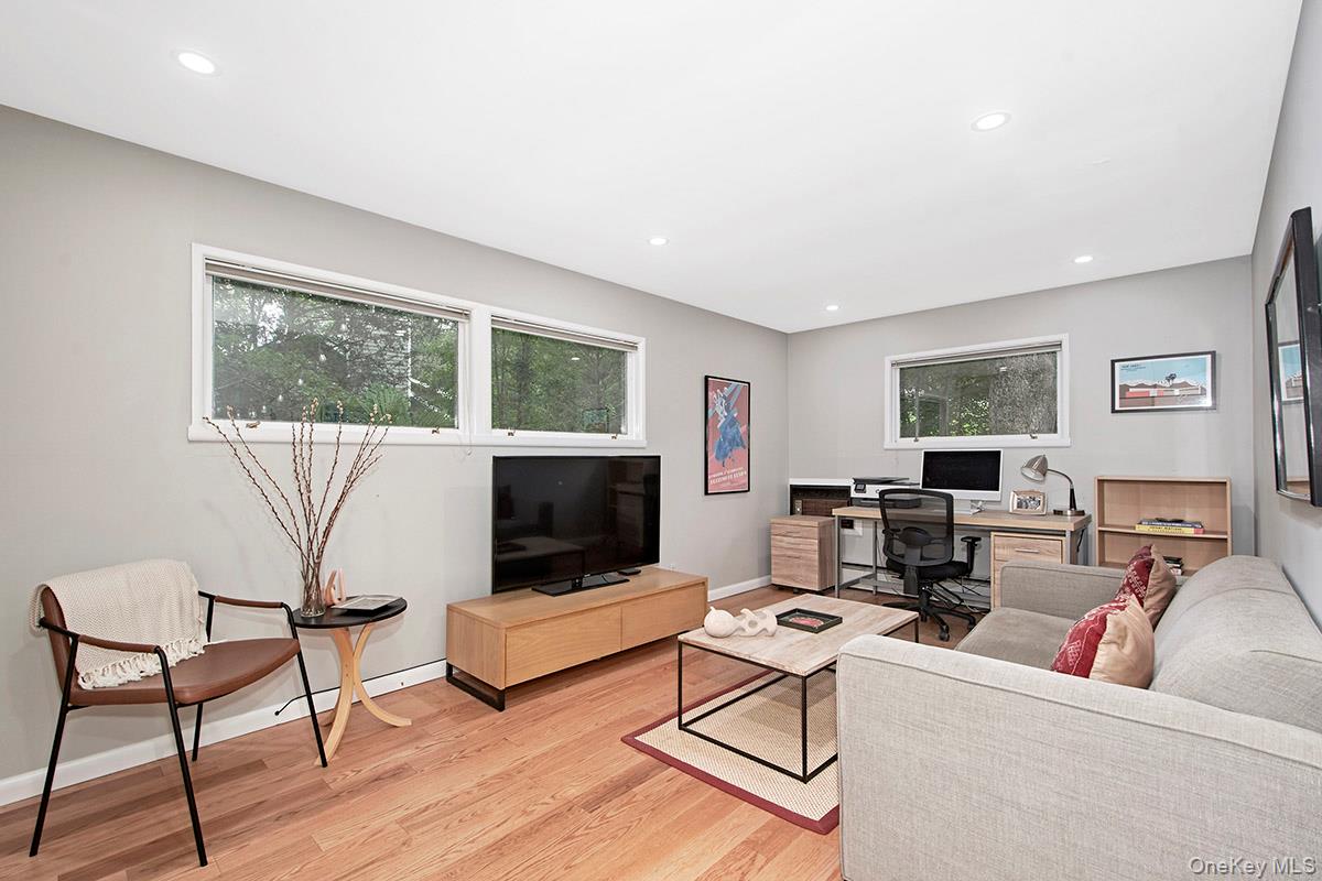 11 Greenbriar Drive – For Sale photo 14