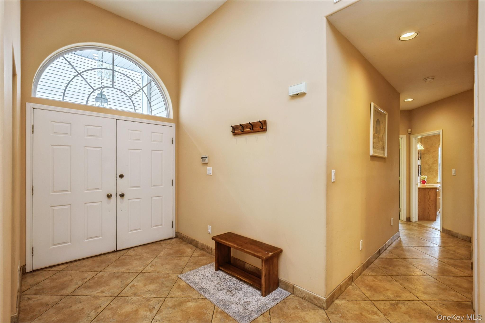 77 Hamlet Drive – For Sale photo 3