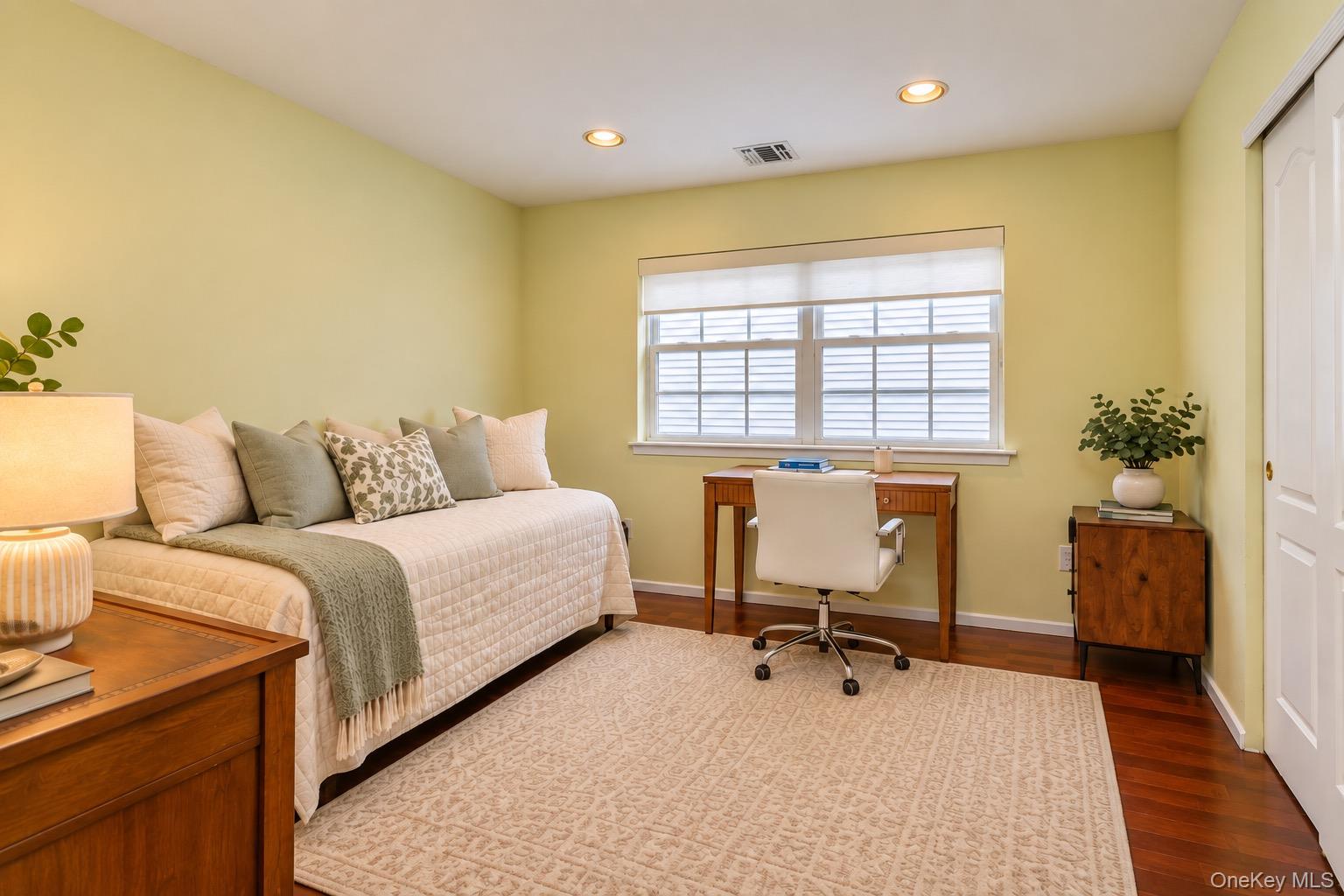 77 Hamlet Drive – For Sale photo 26
