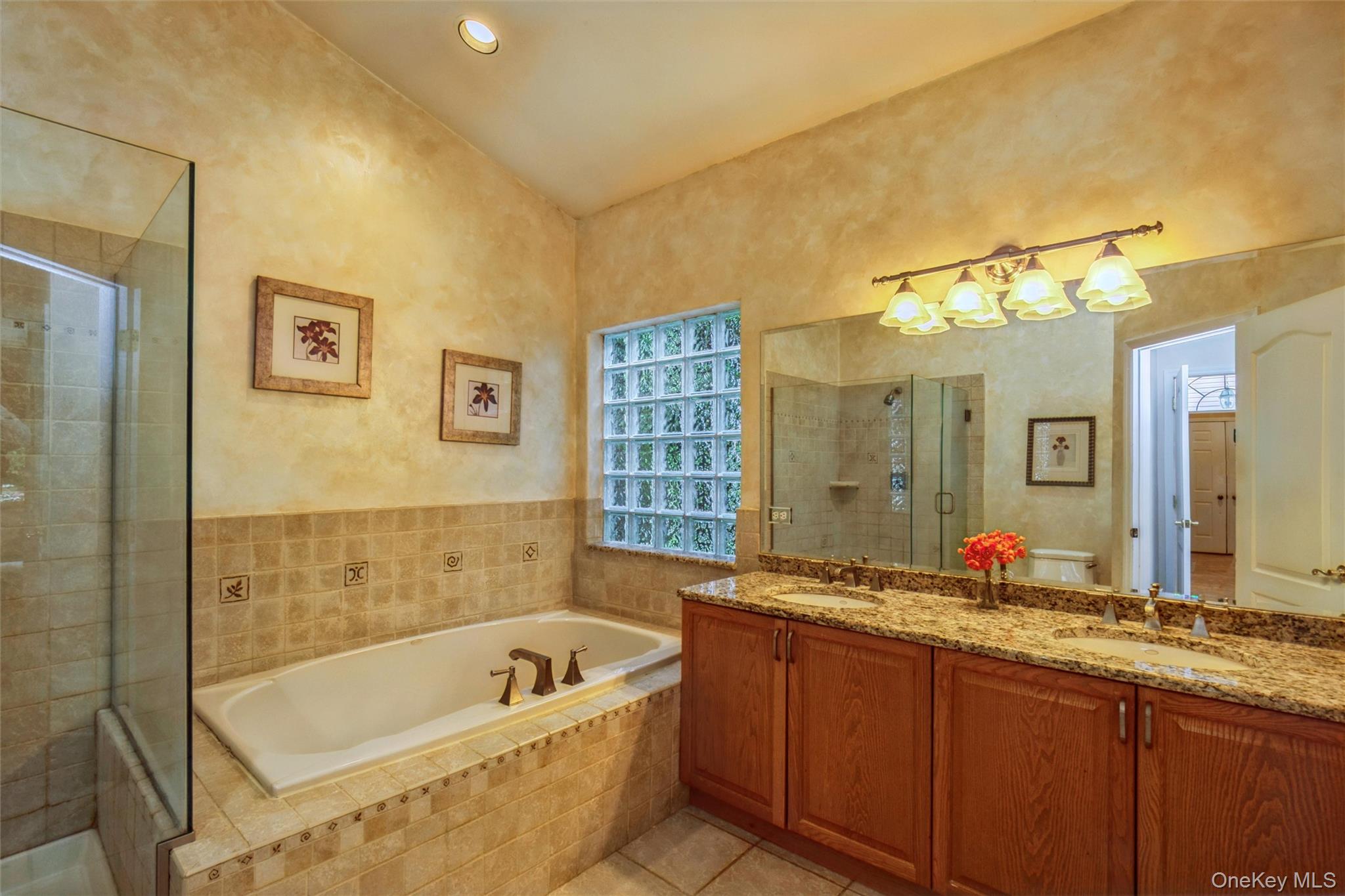 77 Hamlet Drive – For Sale photo 21