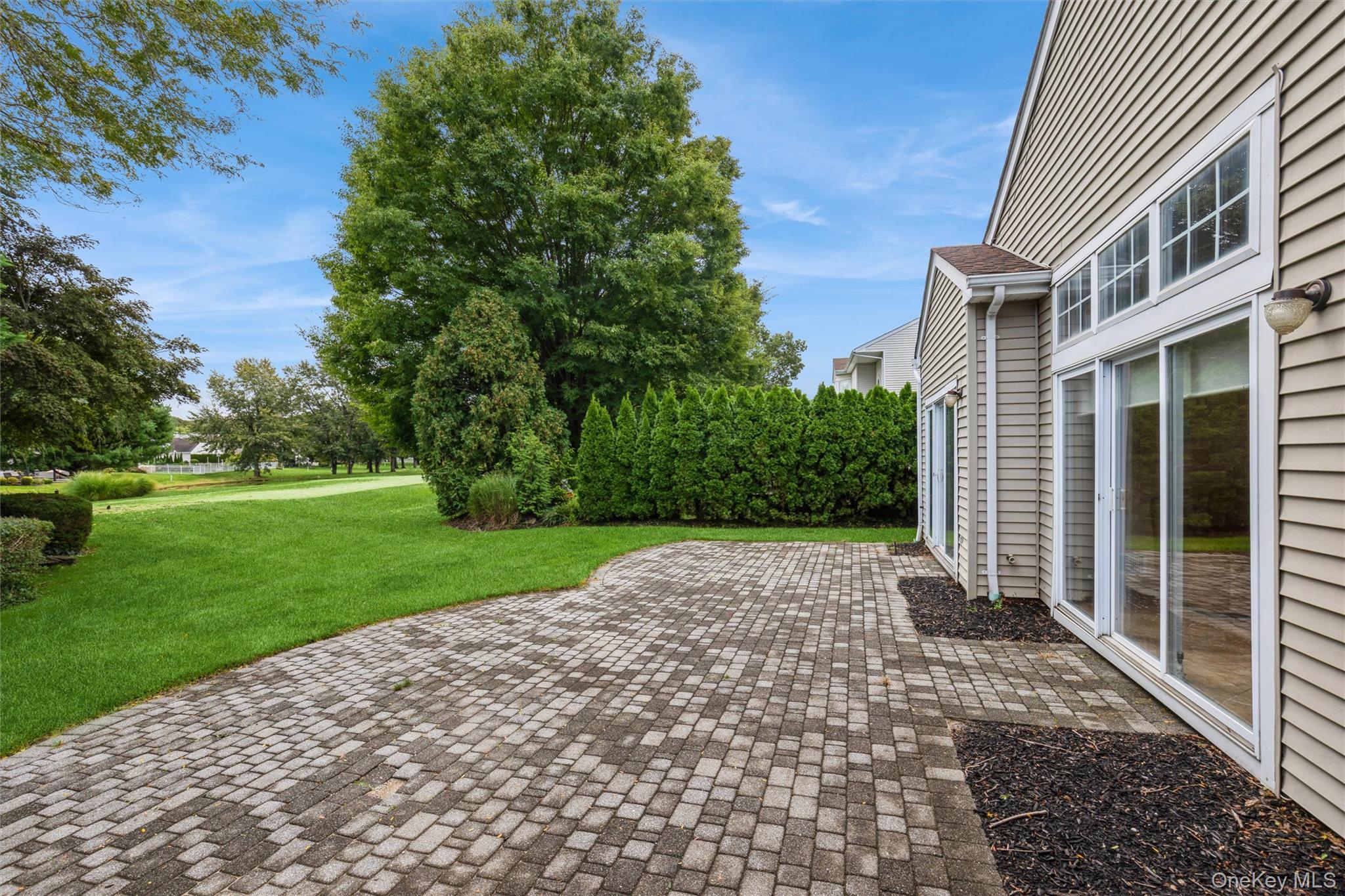 77 Hamlet Drive – For Sale photo 31