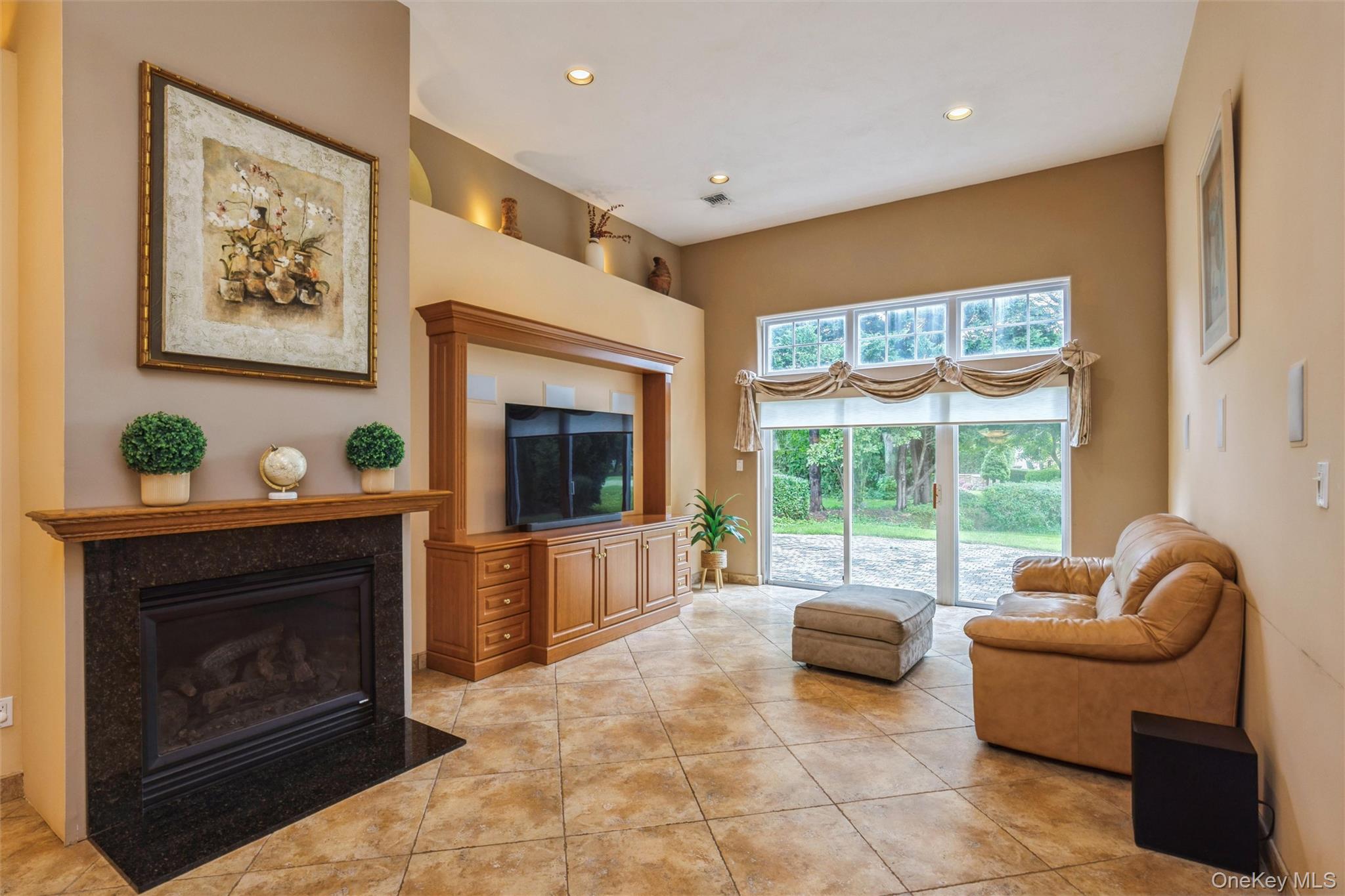 77 Hamlet Drive – For Sale photo 13