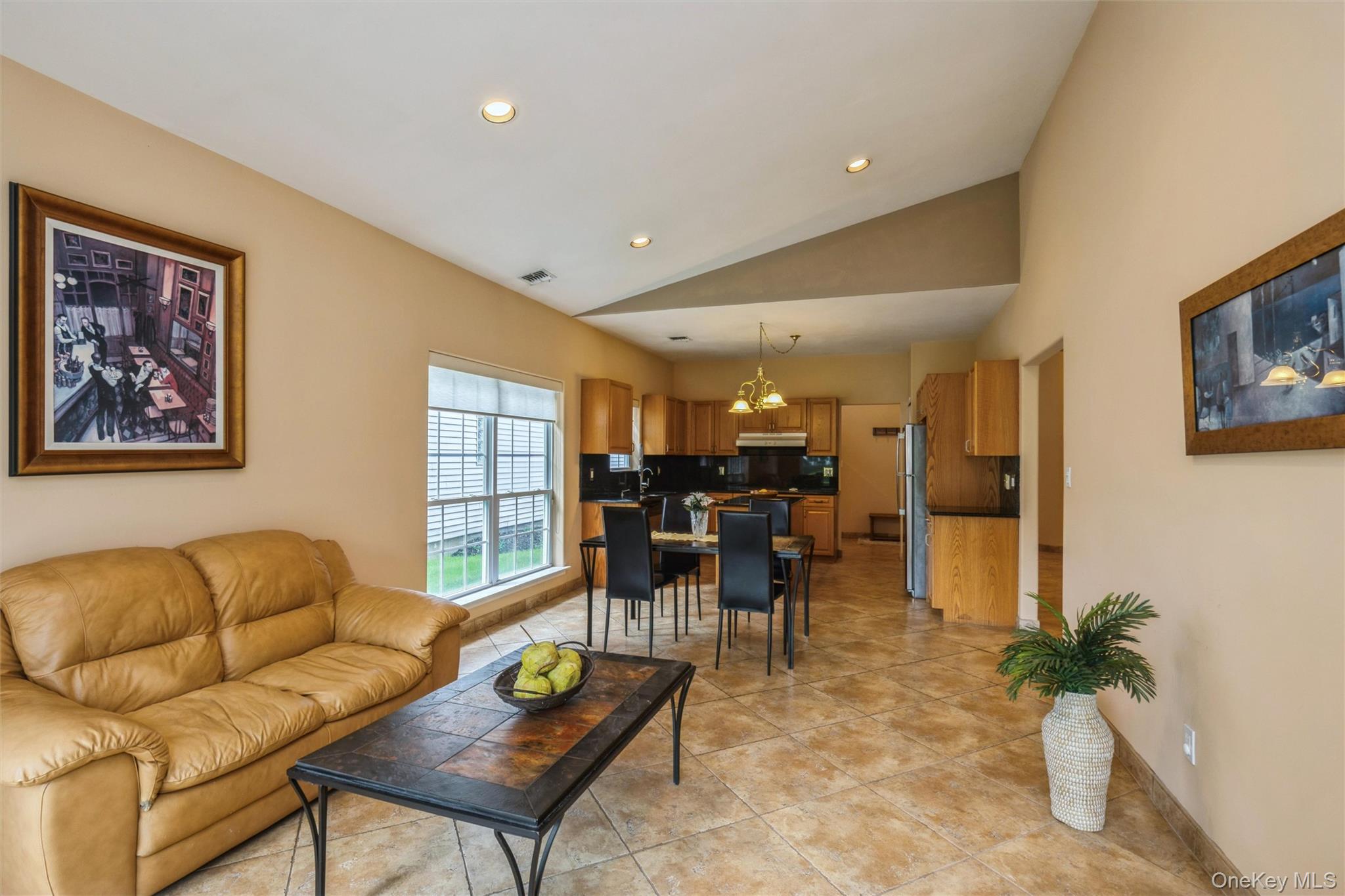 77 Hamlet Drive – For Sale photo 10