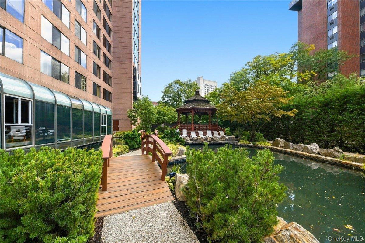 4 Martine Avenue, Unit 1507 photo 24