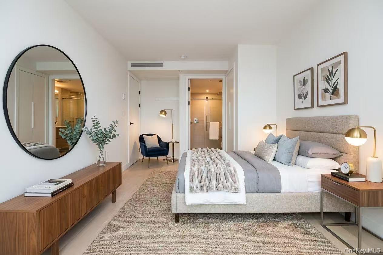 14449 S Northern Boulevard, Unit 412 photo 6
