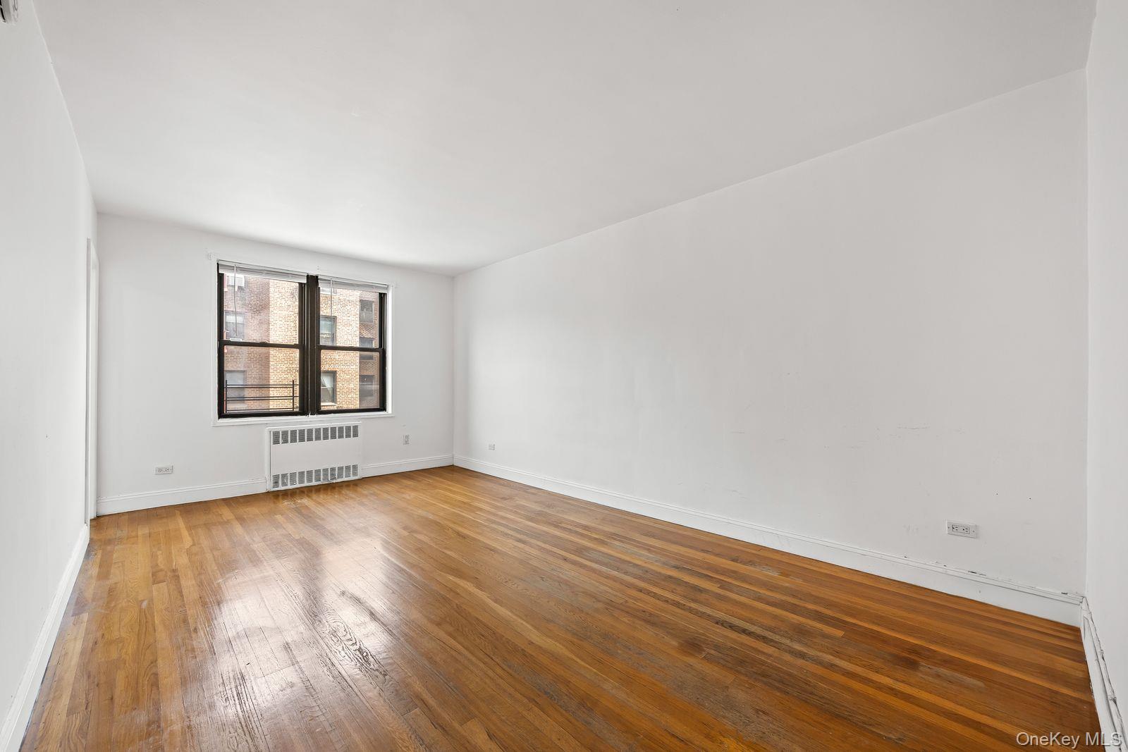 150-20 71st Street, Unit 4K photo 3