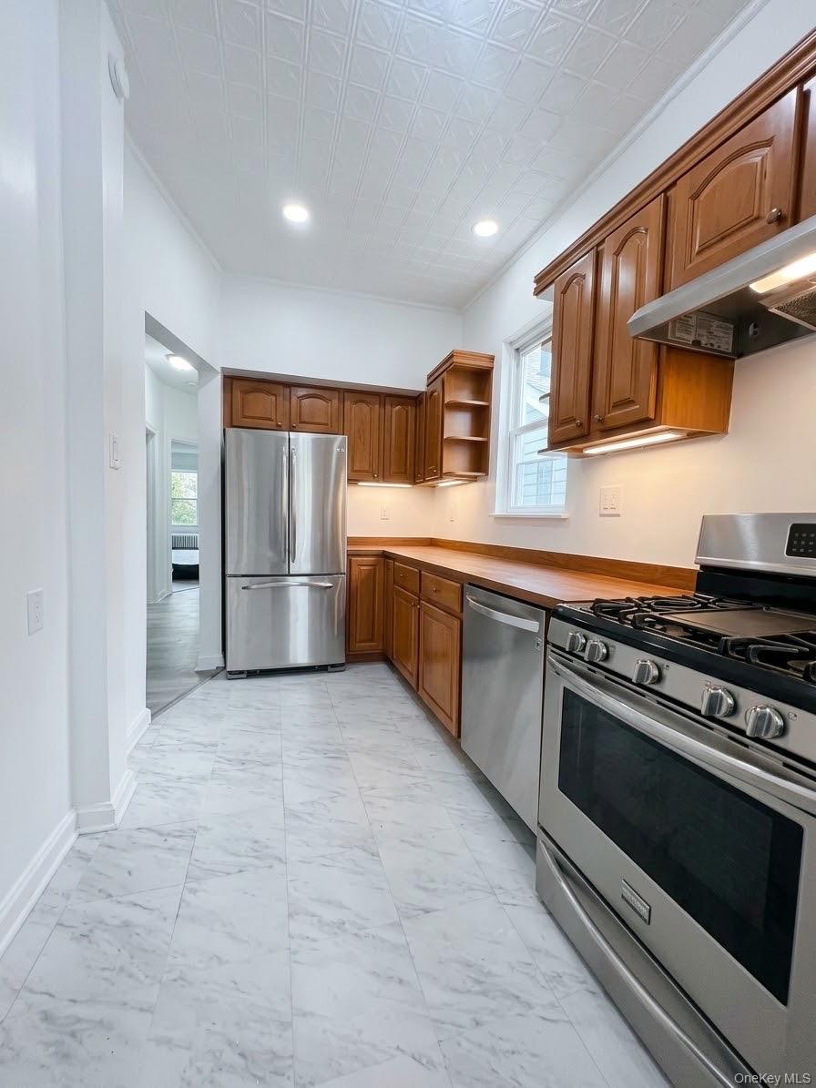 1718 Edison Avenue, Unit 2 photo 2