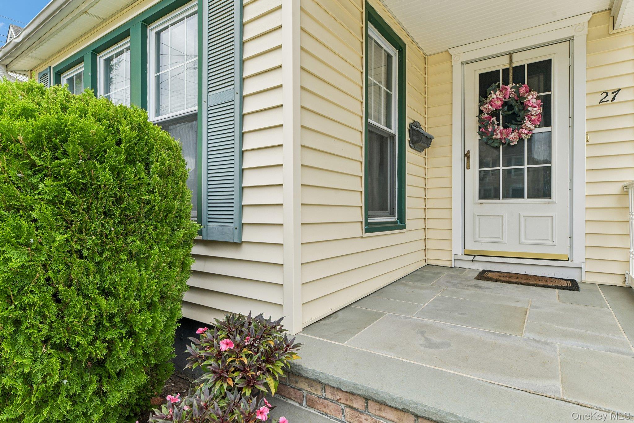 27 Juniper Avenue – For Sale photo 3