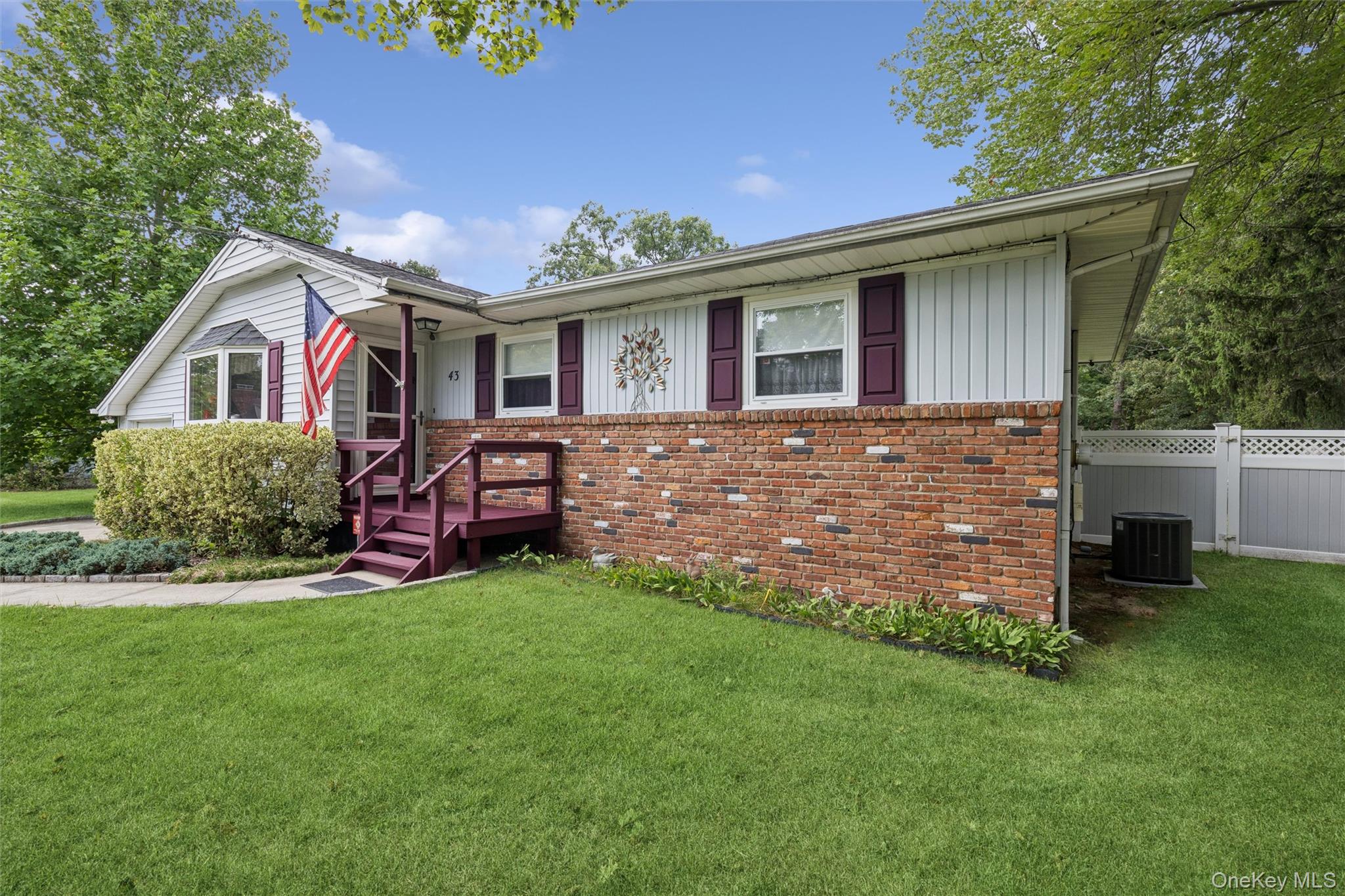 43 Columbus Avenue – For Sale photo 2