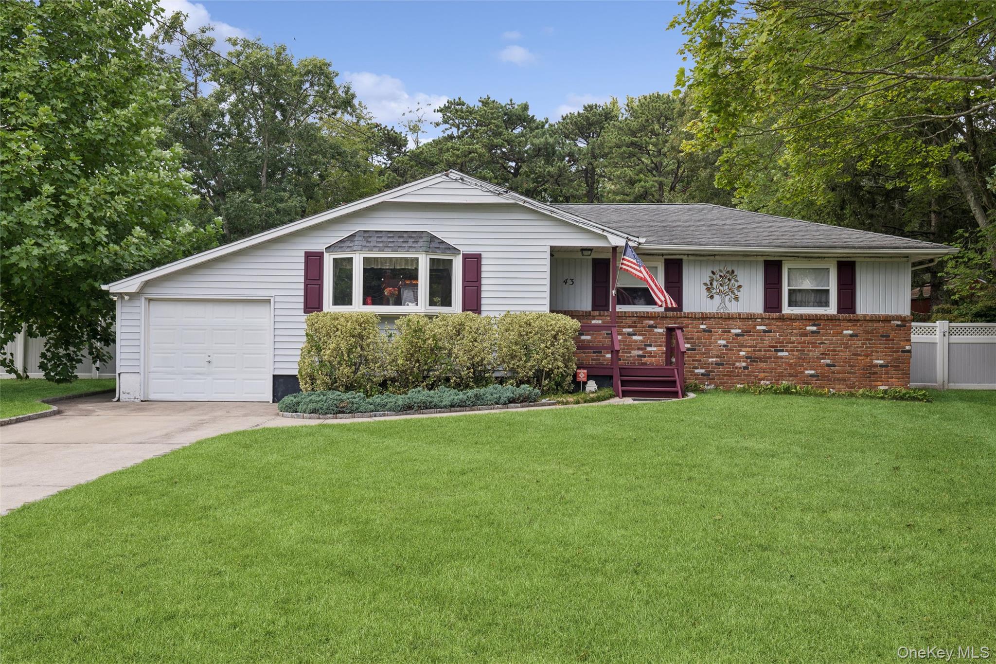 43 Columbus Avenue – For Sale
