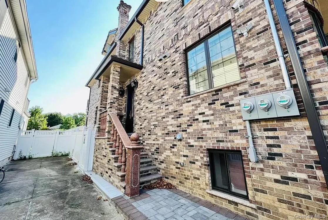 6139 231st Street – For Rent photo 8