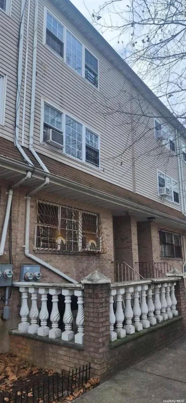 1630 Prospect Place – For Sale