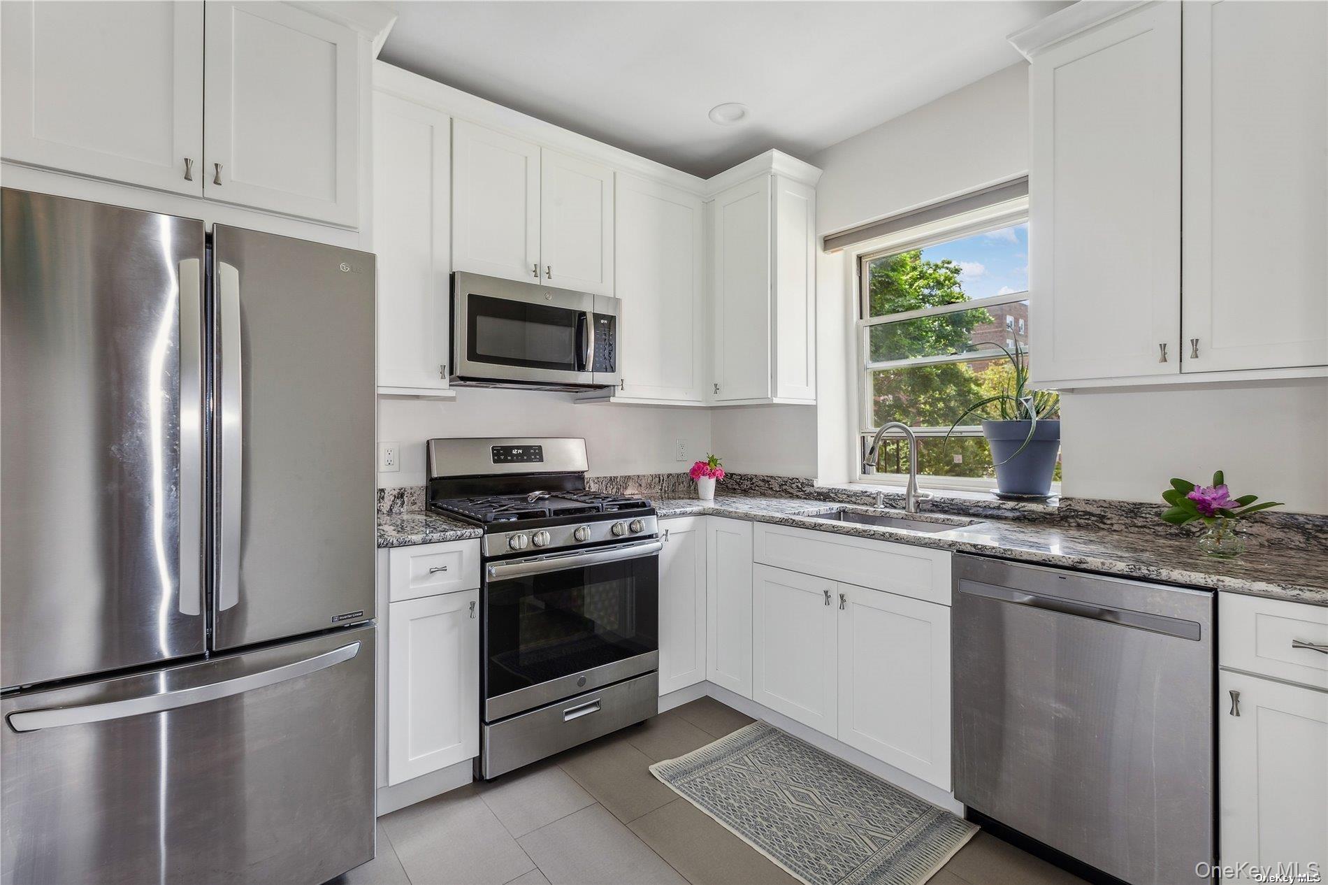 113-14 72nd Road, Unit 3-F photo 6