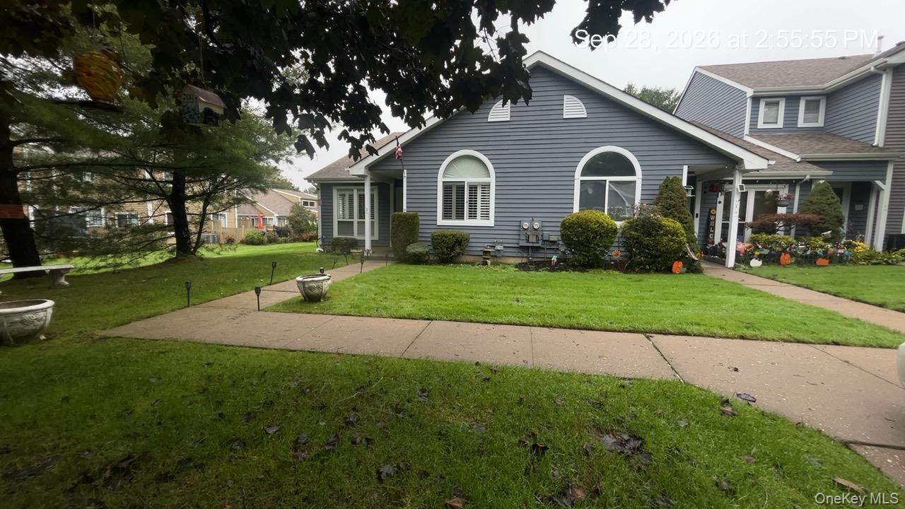 11 Eric Drive – For Sale