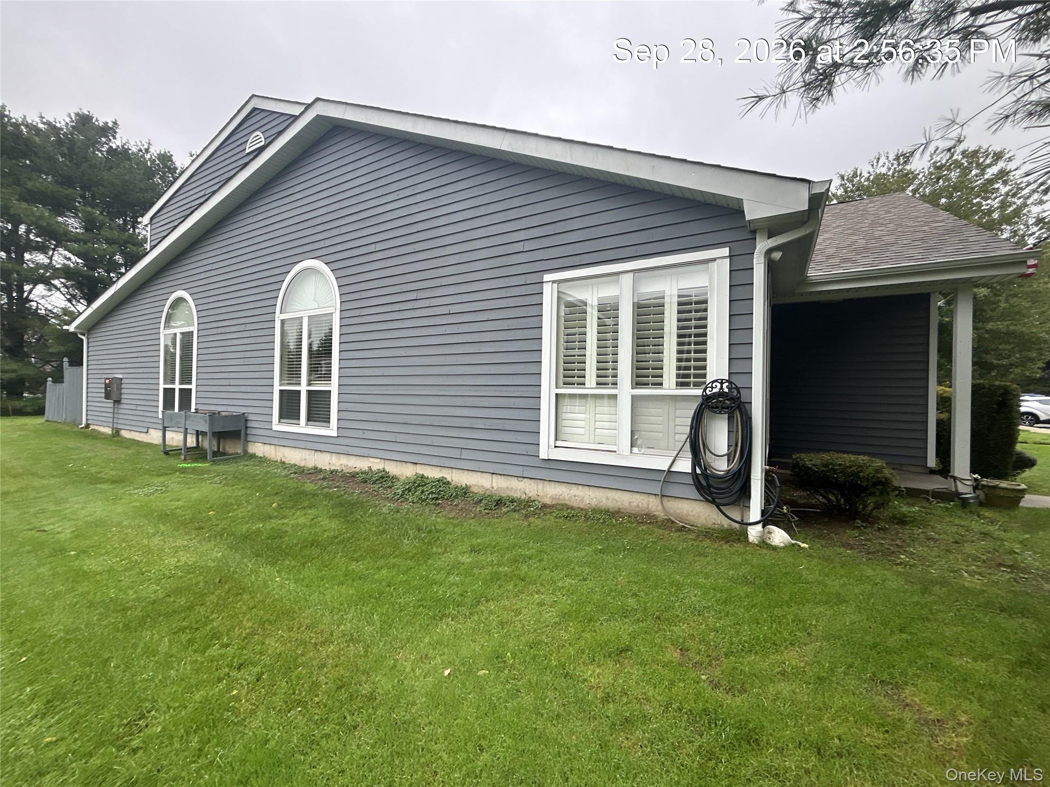11 Eric Drive – For Sale photo 2