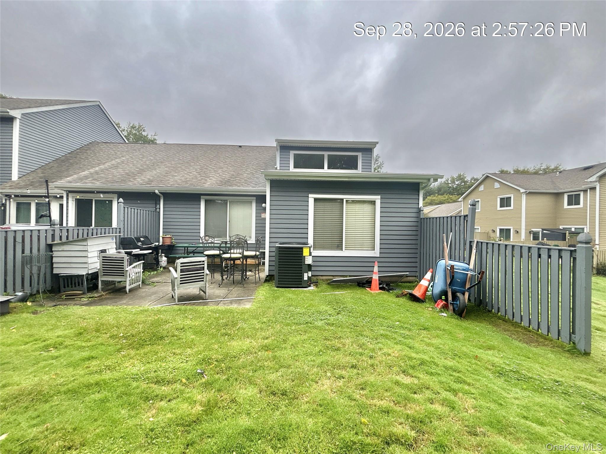 11 Eric Drive – For Sale photo 3