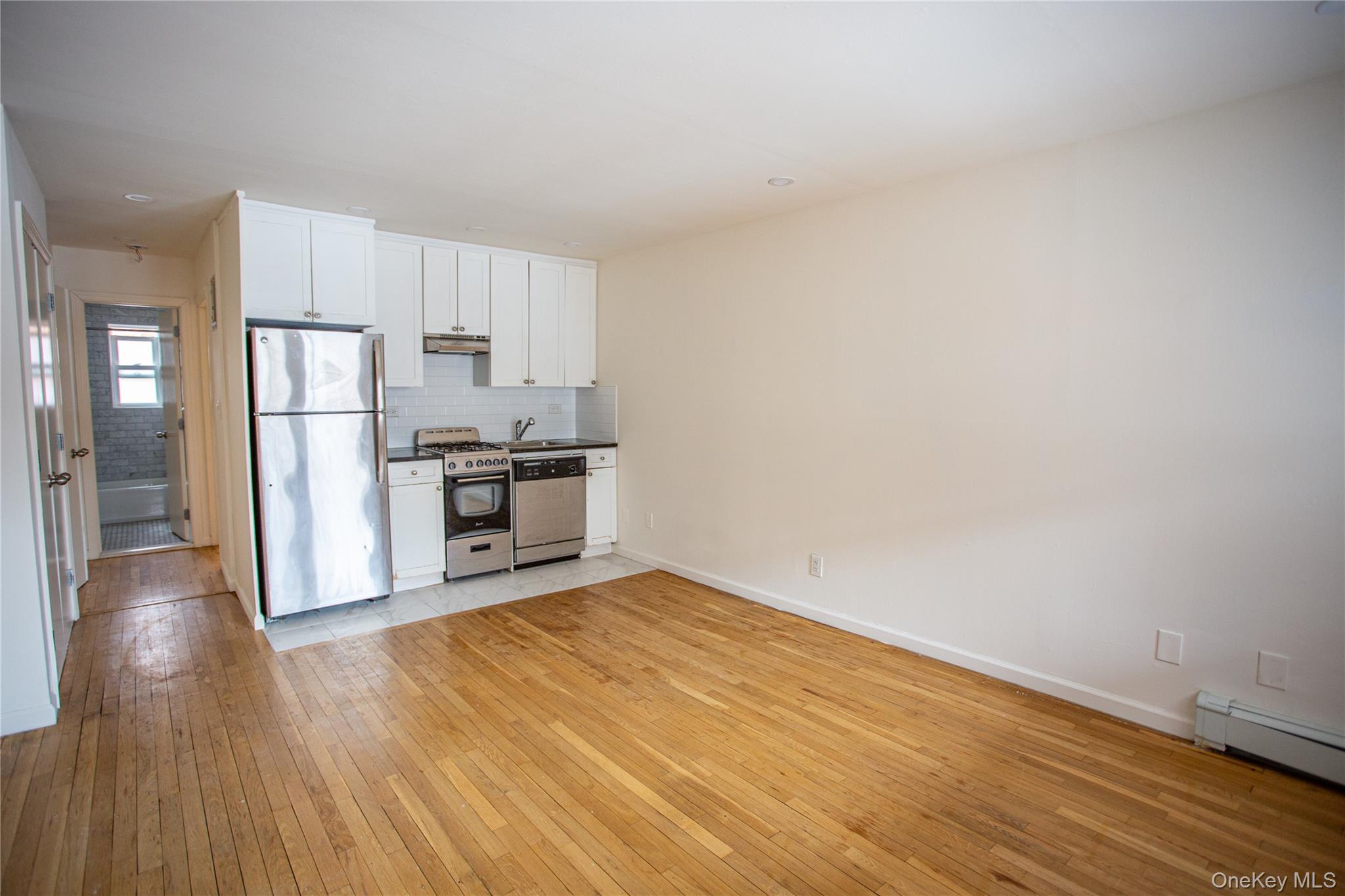 765 Shore Road, Unit 1L photo 2