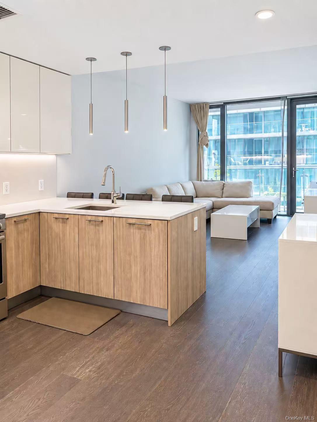 131-03 40th Avenue, Unit 15R photo 7