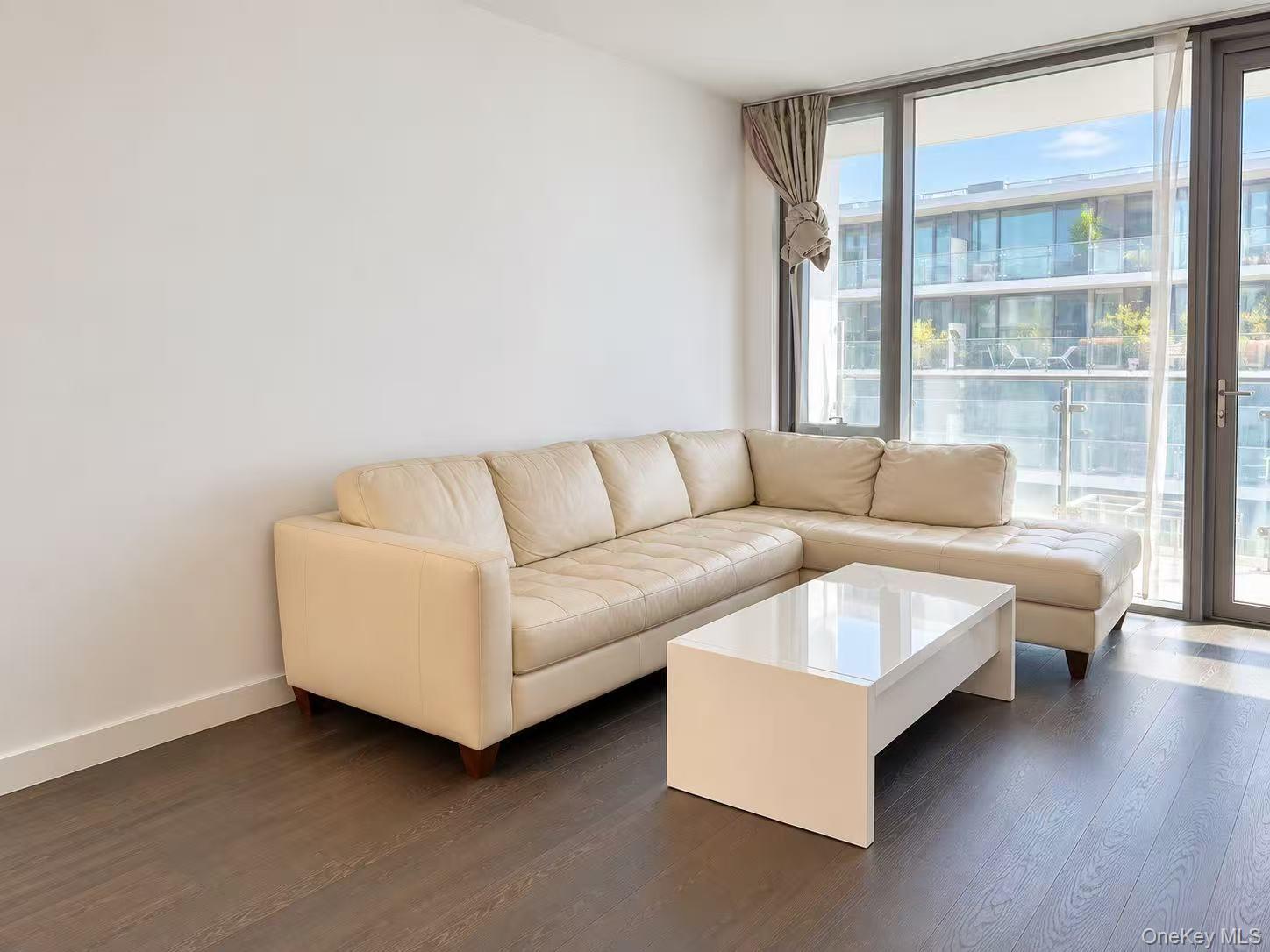 131-03 40th Avenue, Unit 15R