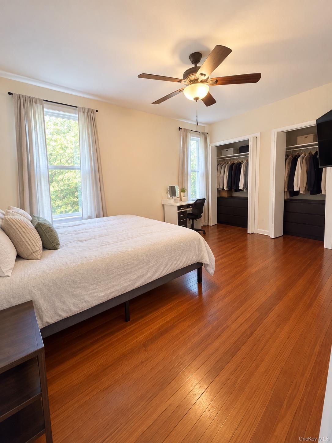 10 Barclay Street – For Rent photo 2