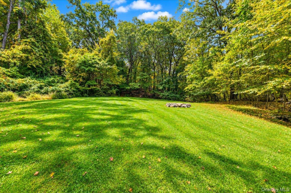 36 Troxell Trail – For Rent photo 4