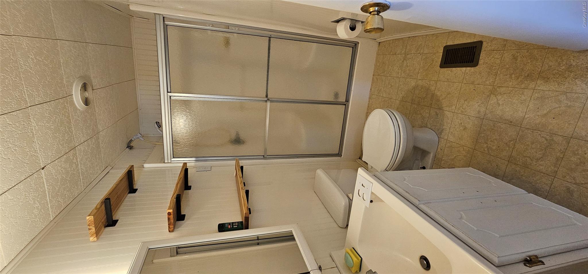 703 Fresh Pond Avenue, Unit 101 photo 11