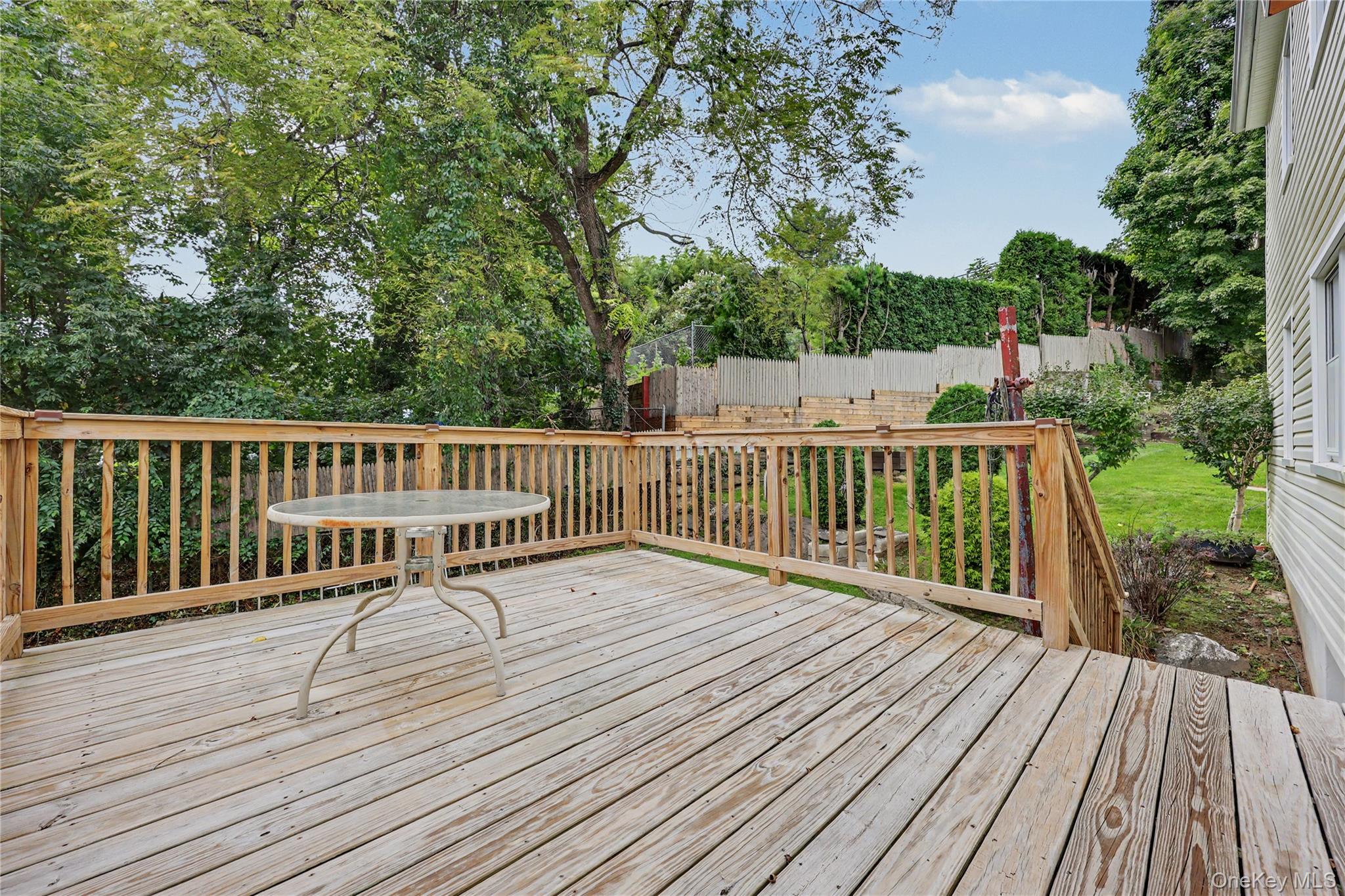 14 Walnut Lane – For Rent photo 12