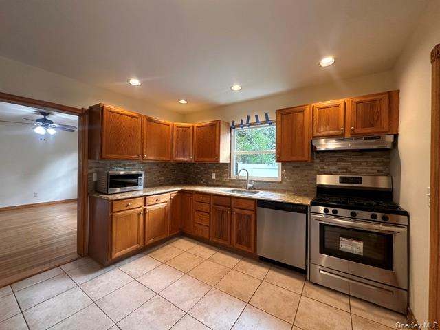 22 Cedar Street – For Rent photo 6