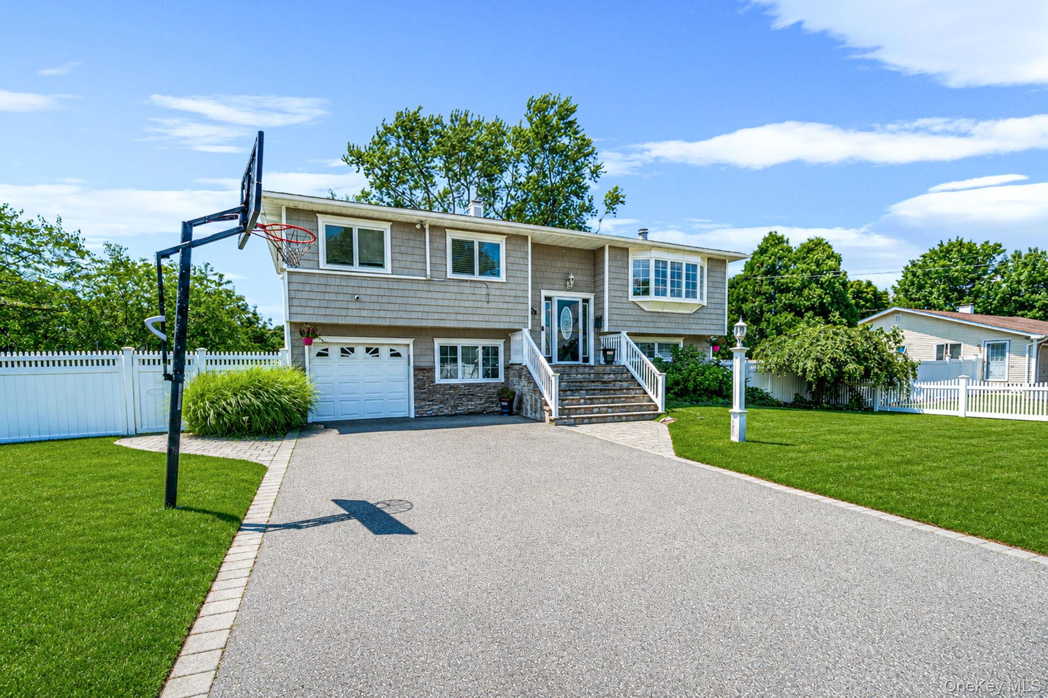 309 Sunrise Drive – For Rent photo 2