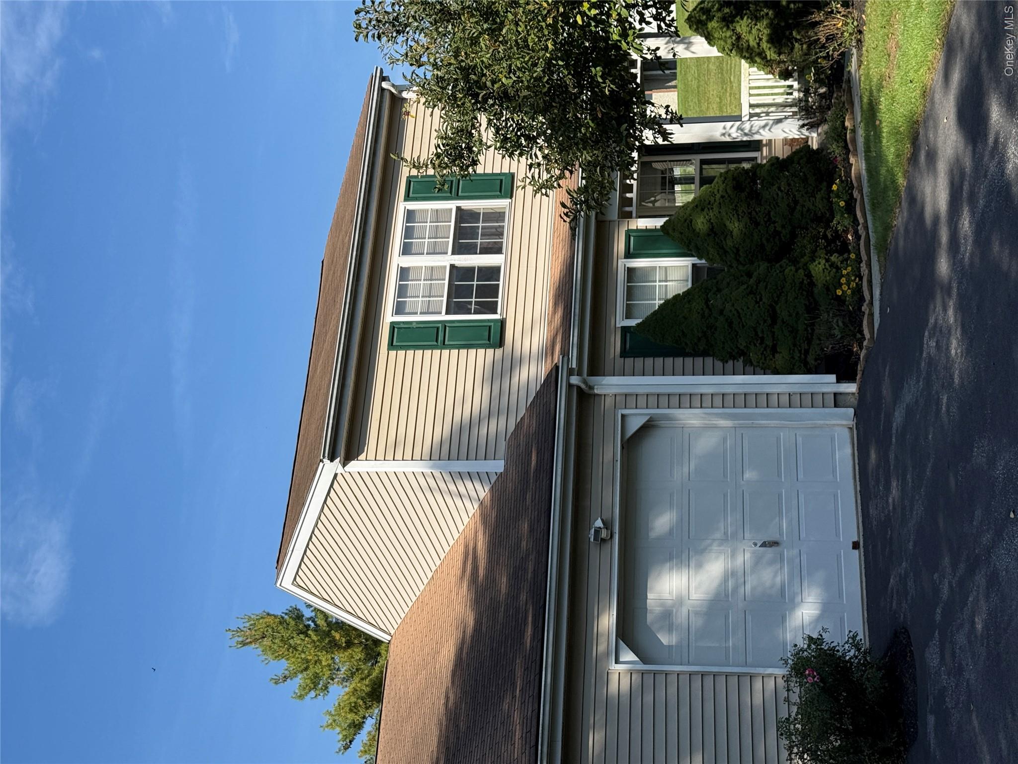 11 Rambling Brook – For Sale